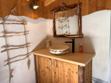 Shepherd's hut -Buyant_Saint-Colomban-des-Villards
