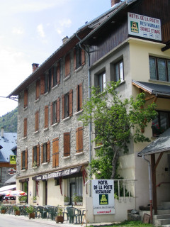 Hôtel de La Poste St Colomban des Villards