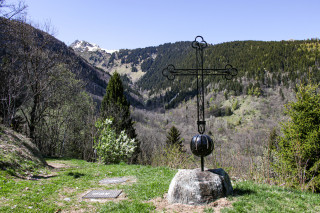De la Croix des Charrières au Replat (sentier des balcons)_Saint-Alban-des-Villards - © OTI Terres de Maurienne De la Croix des Charrières au Replat (sentier des balcons)_Saint-Alban-des-Villards