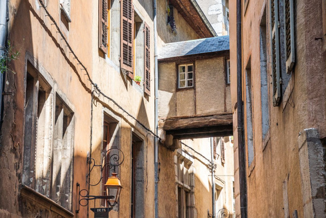Rue basse du Château
