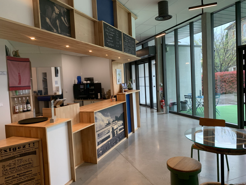Musée Opinel - Bar area