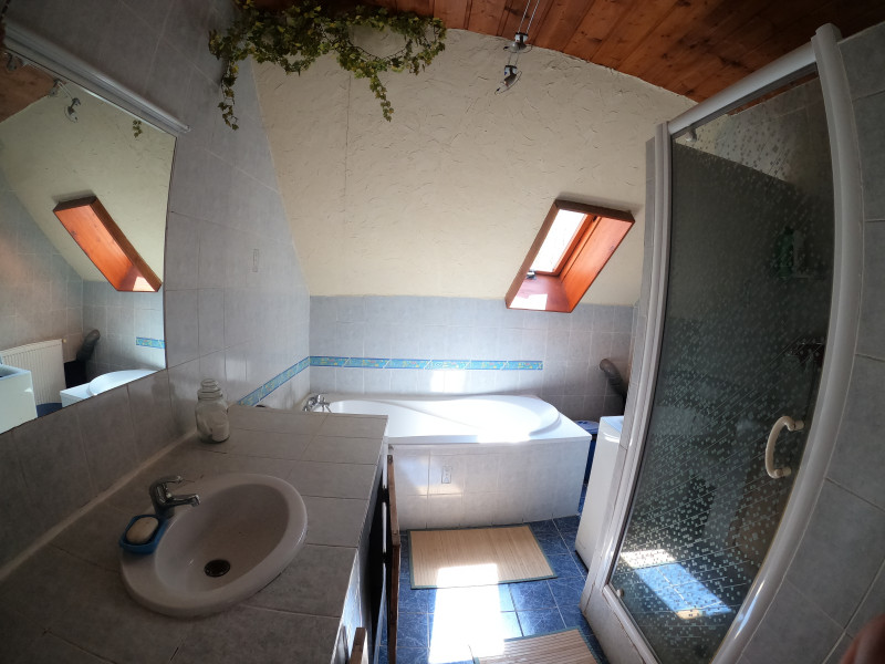 salle_de_bain_1.jpg salle_de_bain_1.jpg