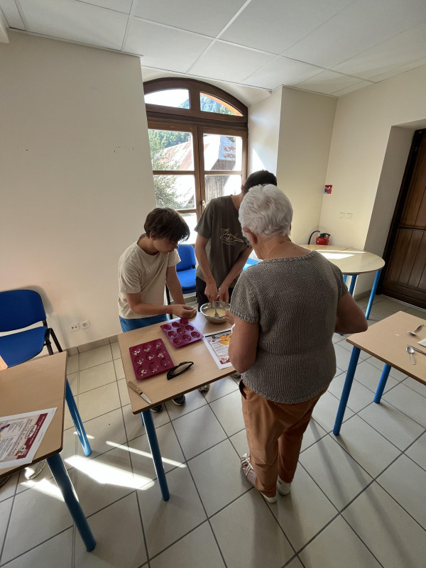 Atelier de fabrication Madeleines_Saint-Colomban-des-Villards