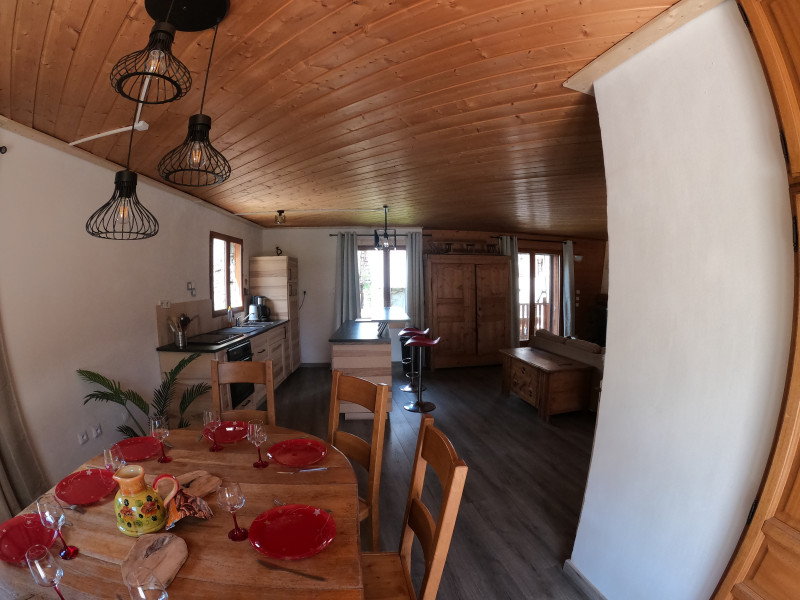 cuisine.jpg cuisine.jpg